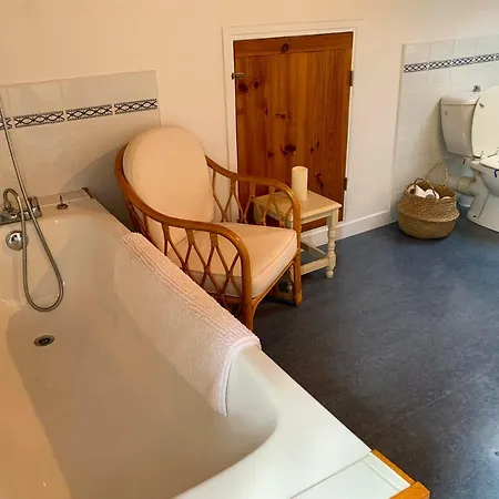 Villa Le Papillon French Farmhouse Rozes