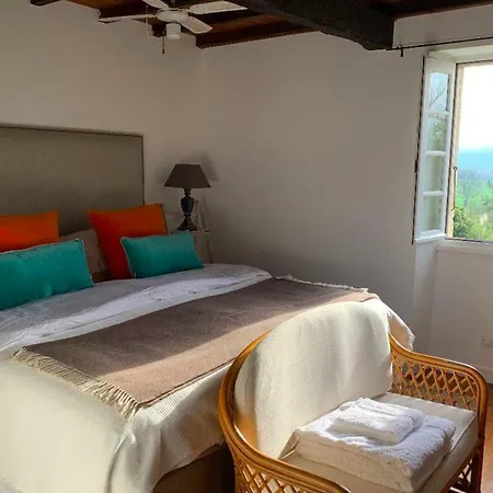 Villa Le Papillon French Farmhouse Rozes