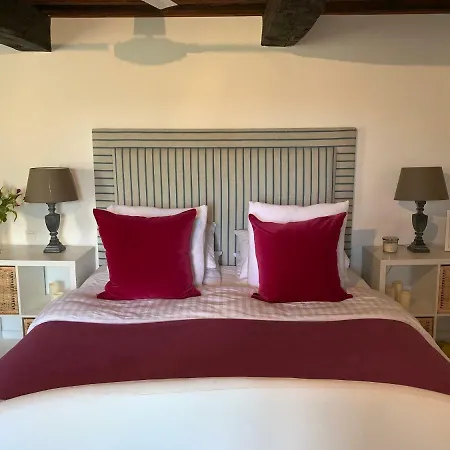 Le Papillon French Farmhouse