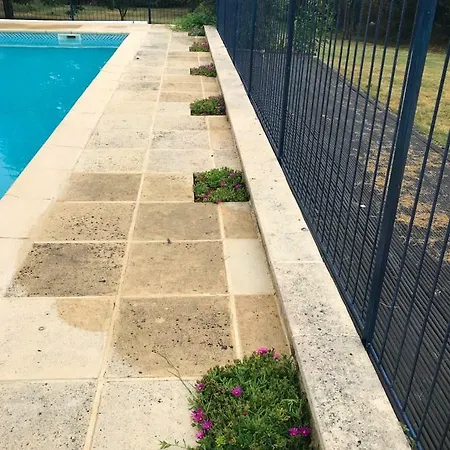 Villa Le Papillon French Farmhouse Rozes