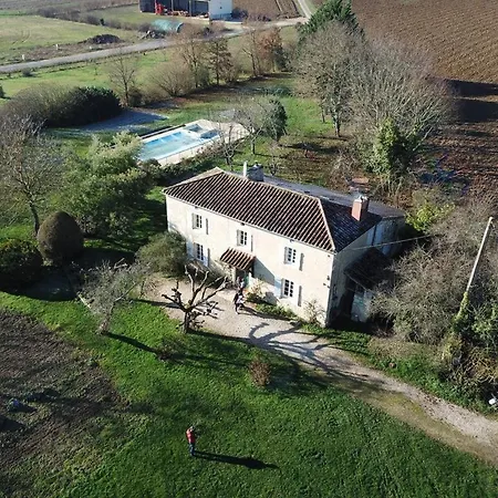 Villa Le Papillon French Farmhouse