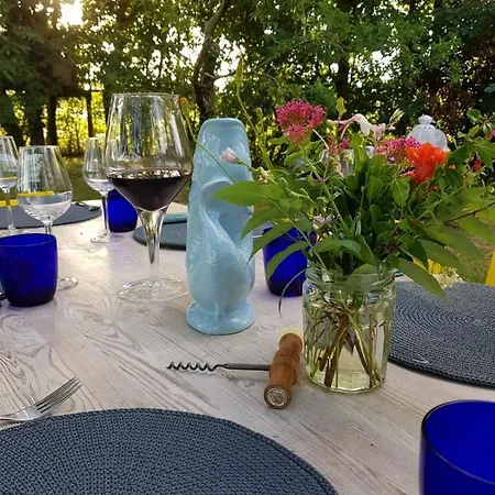 Le Papillon French Farmhouse